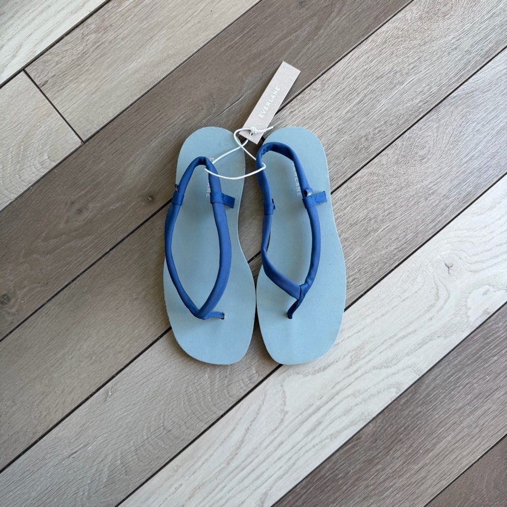 Everlane ReNew strappy blue flip-flop sandals - Picture 2 of 6